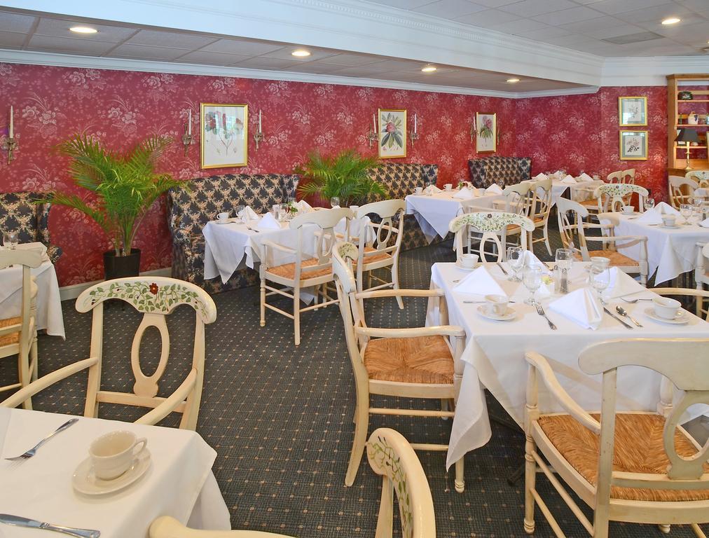 Phoenix Inn Of Гринвилл Ресторан фото